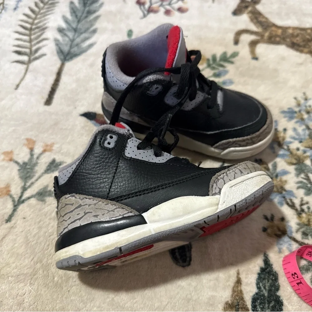 Air Jordan 3 Retro Toddler Black Cement Sneakers 7c